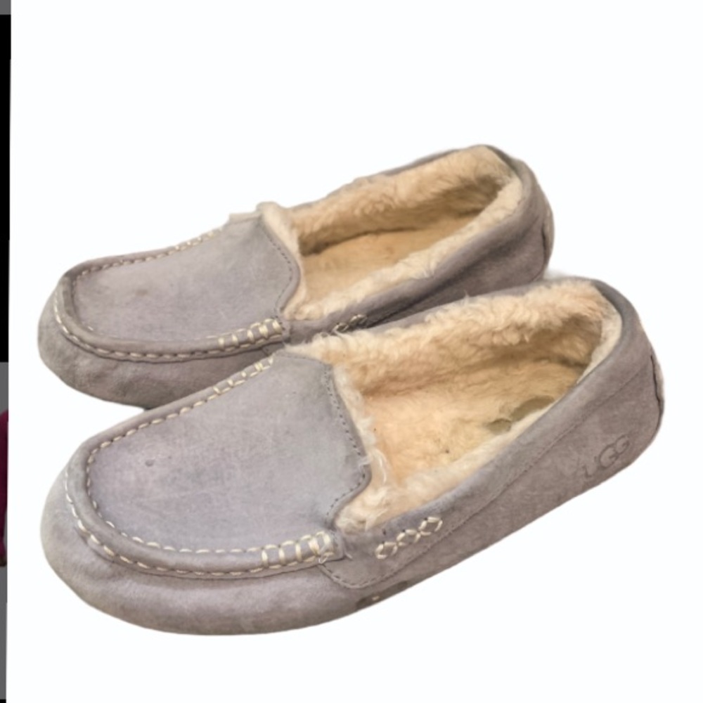 Ugg’s slippers